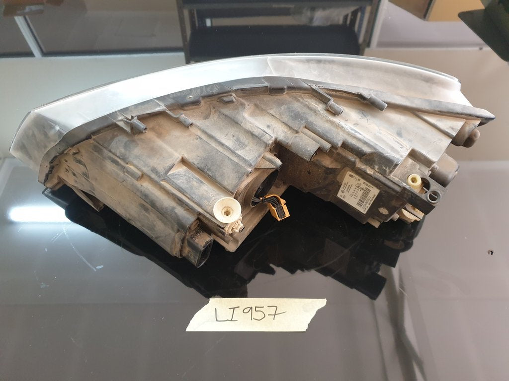 Volkswagen Polo GTI Right Headlight