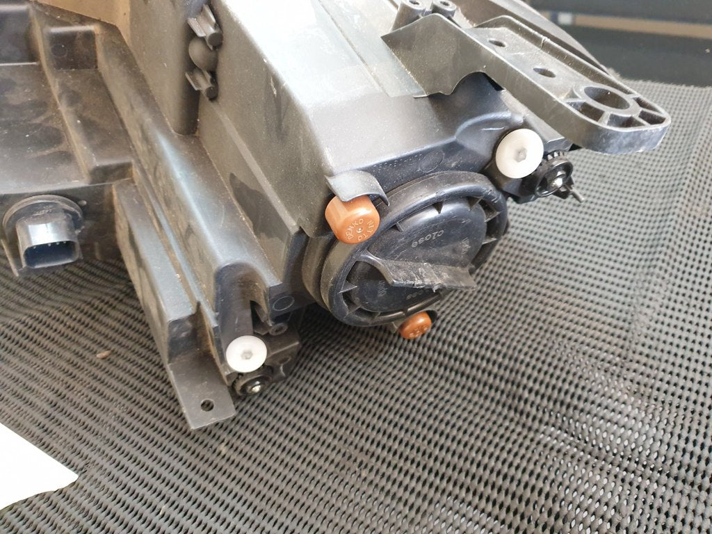 Jeep Compass Right Headlight