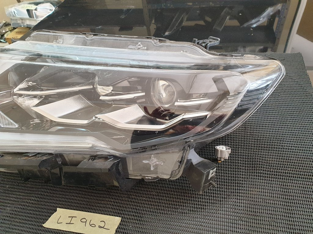 Nissan X-Trail Left Headlight