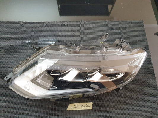 Nissan X-Trail Left Headlight