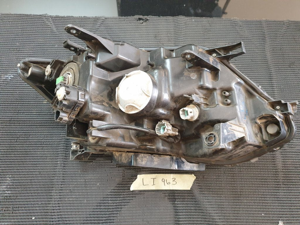 Nissan X-Trail Left Headlight