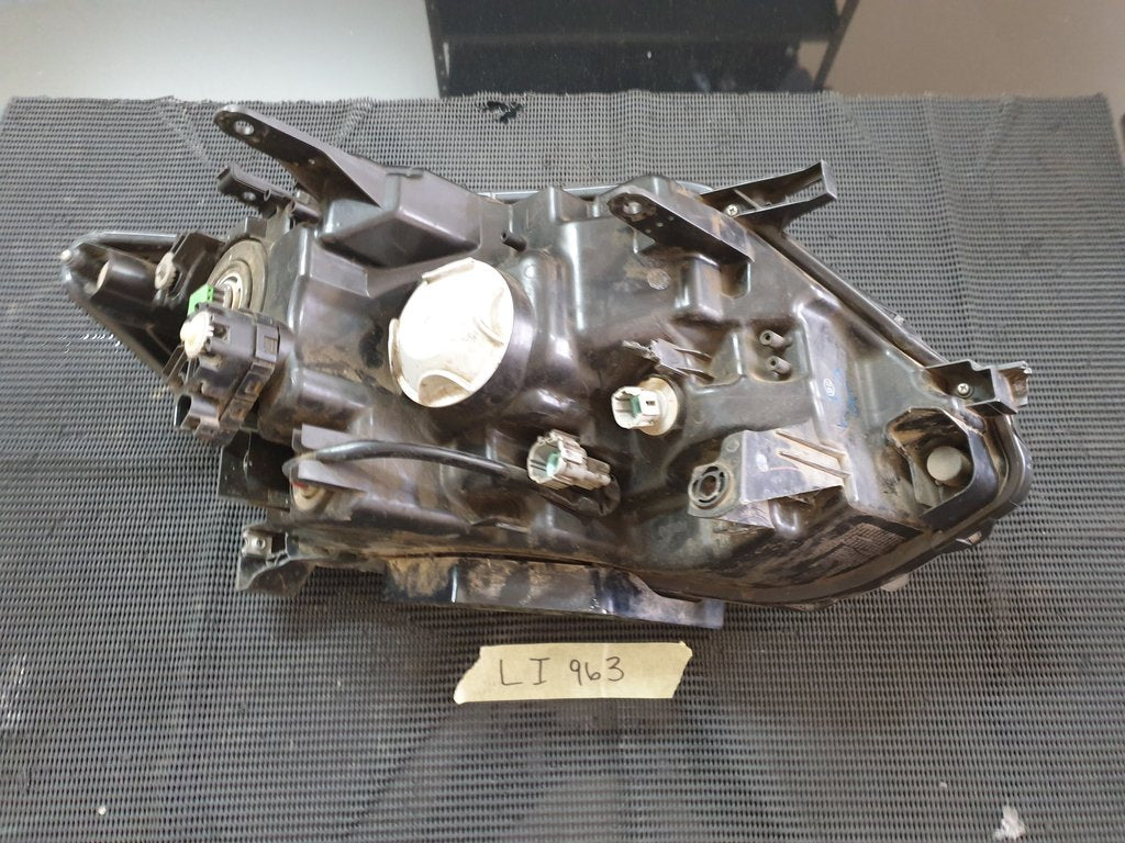 Nissan X-Trail Left Headlight