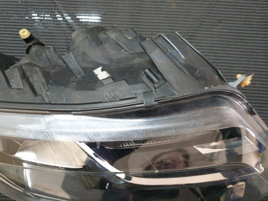 Renault Duster Right Headlight