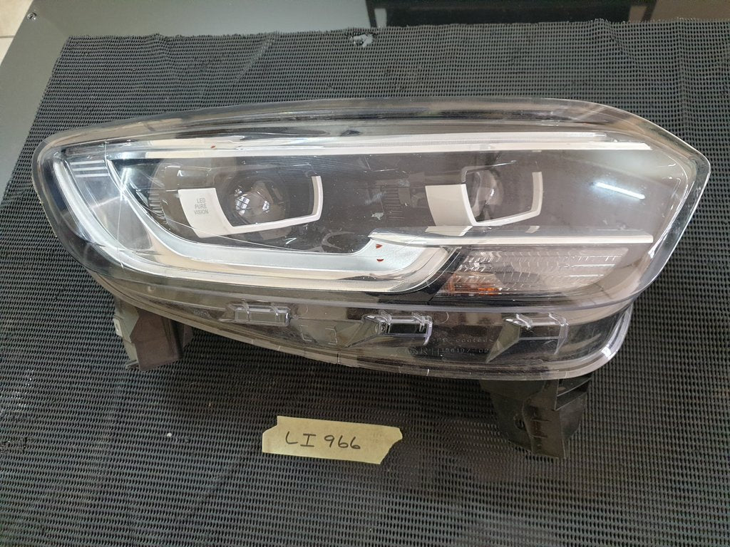 Renault Kadjar Right Headlight