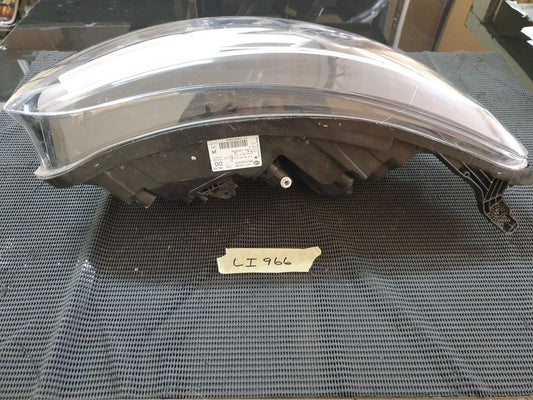 Renault Kadjar Right Headlight