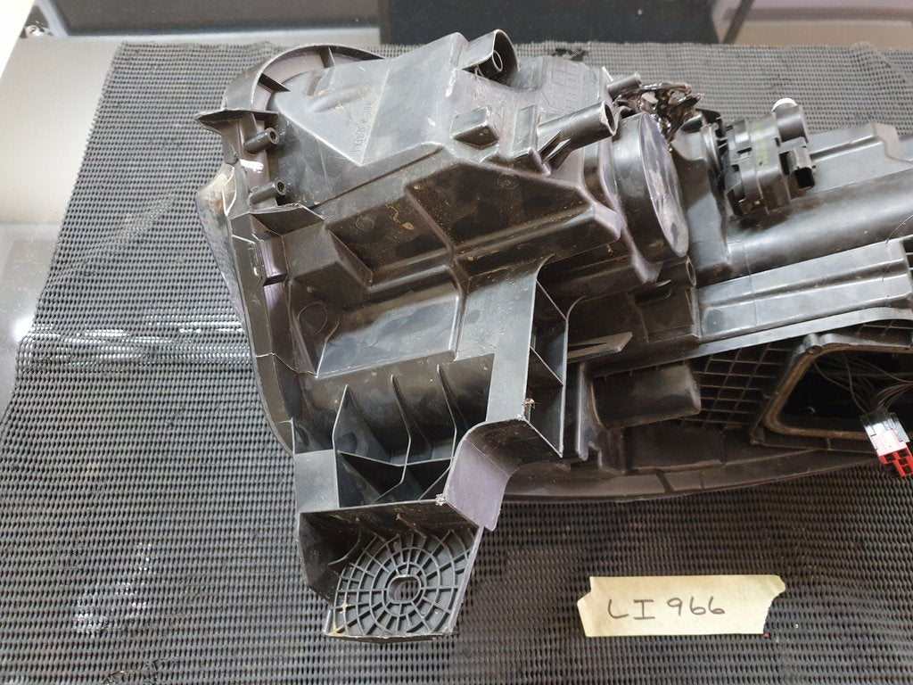 Renault Kadjar Right Headlight