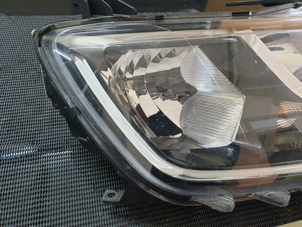 Renault Duster Right Headlight