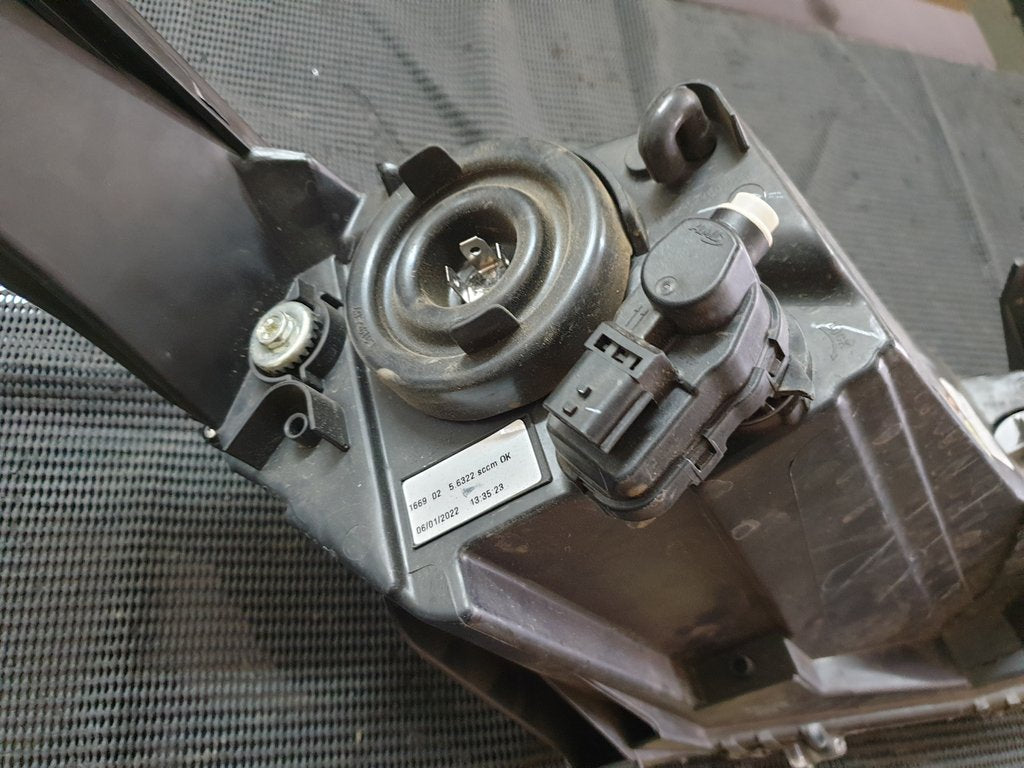 Nissan Magnite Left Headlight