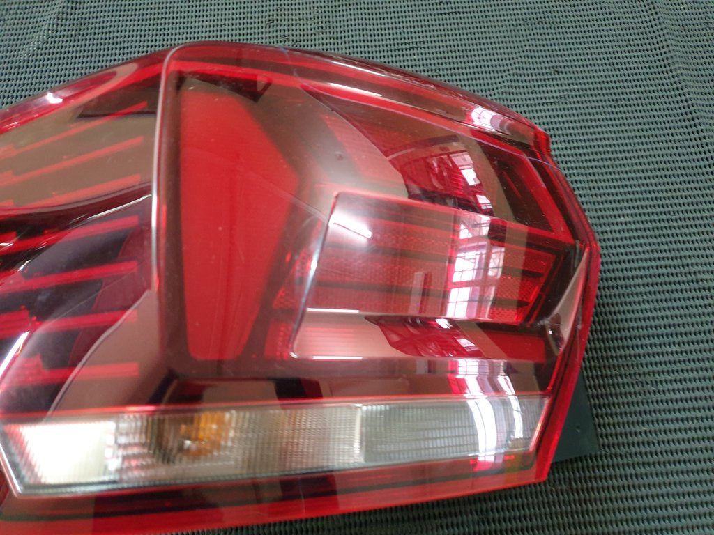 Volkswagen Polo Left Taillight