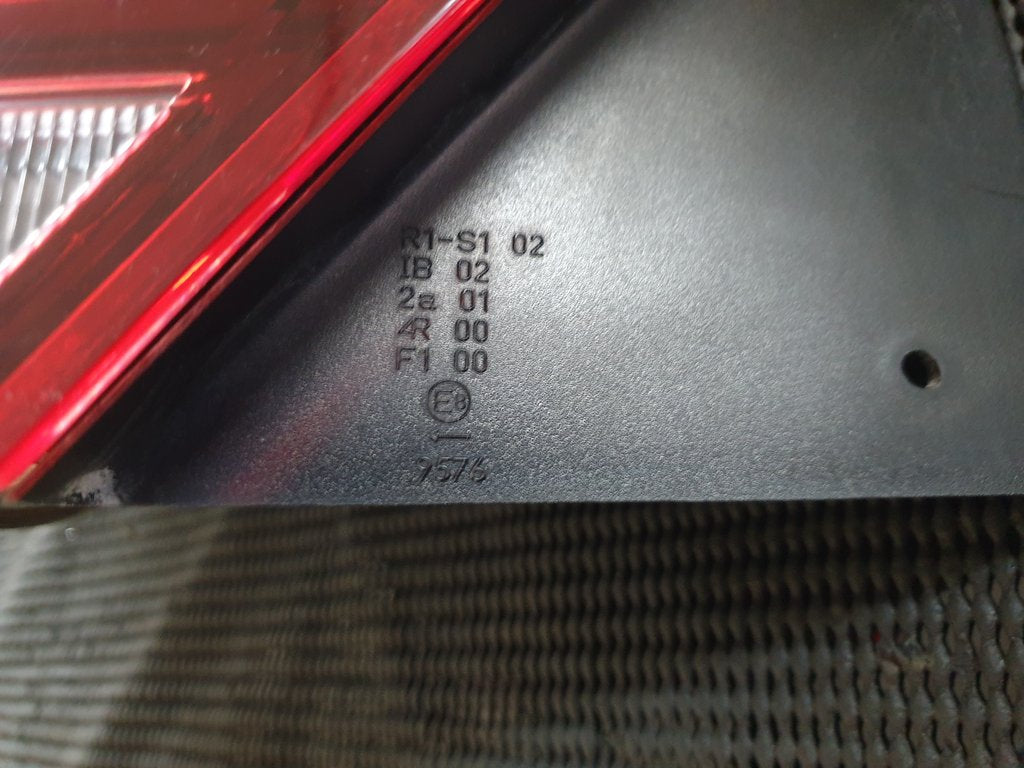 Volkswagen Polo Left Taillight