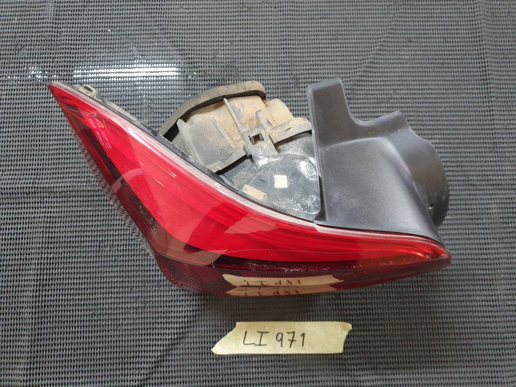 Volkswagen Polo Left Taillight