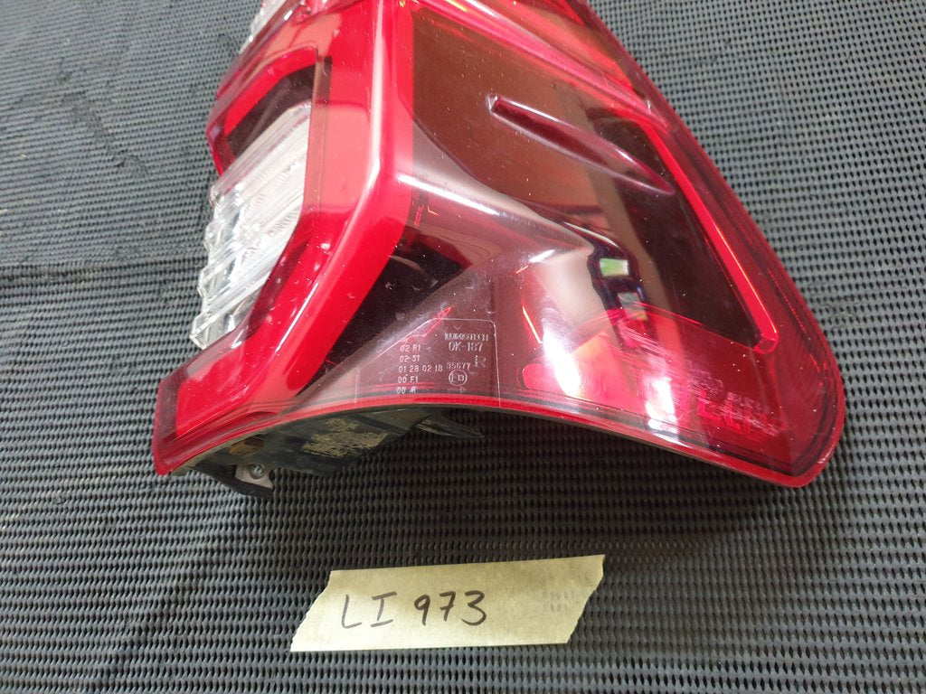 Toyota Hilux Right Taillight