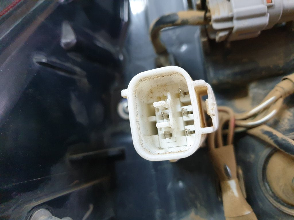 Toyota Hilux Right Taillight