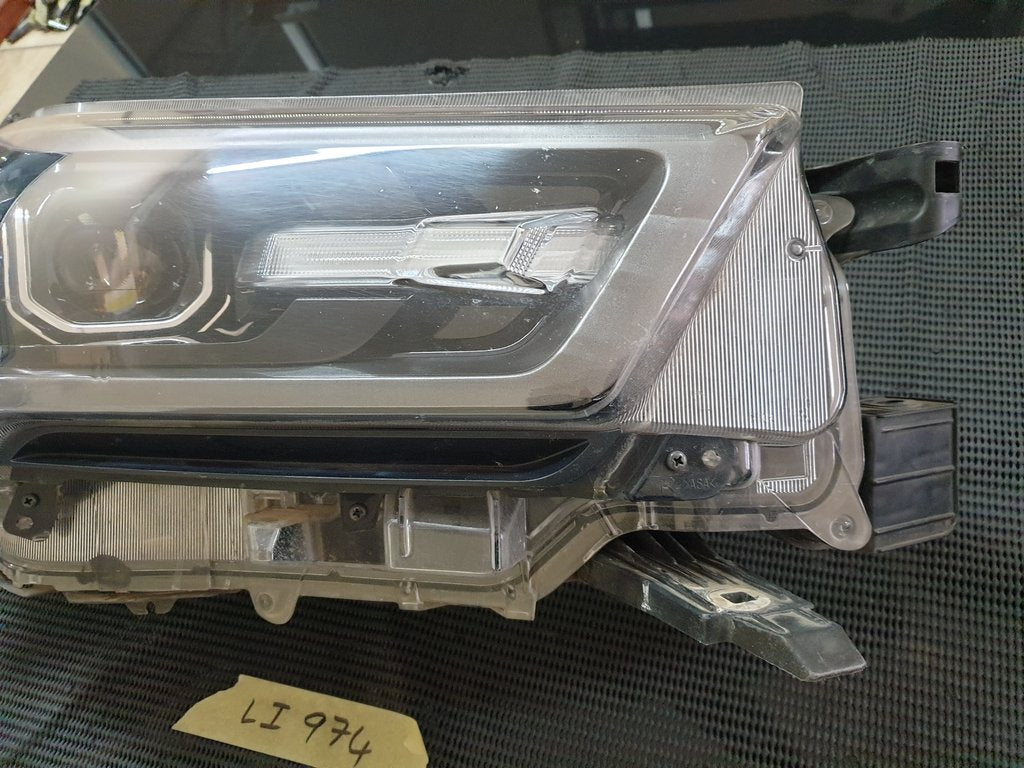 Toyota Hilux Right Headlight