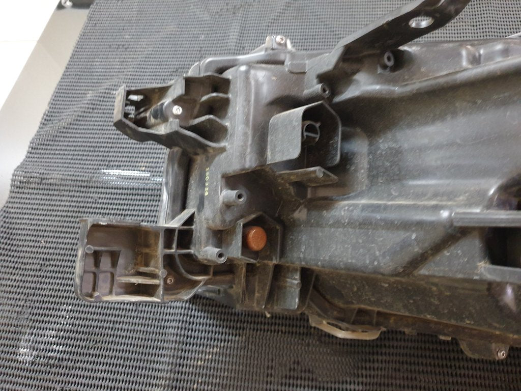 Toyota Hilux Right Headlight