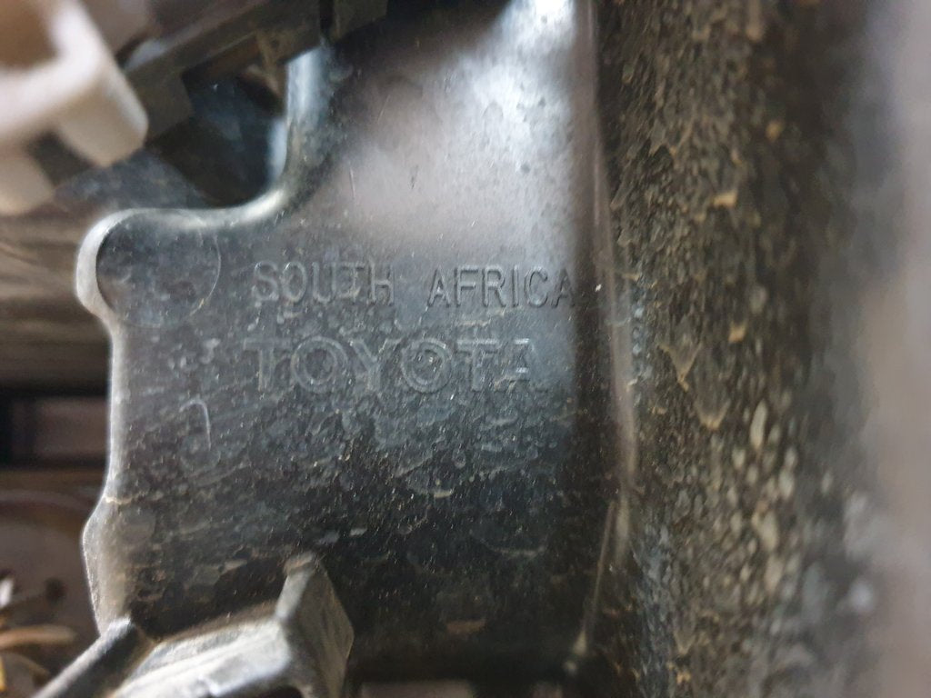 Toyota Hilux Right Headlight