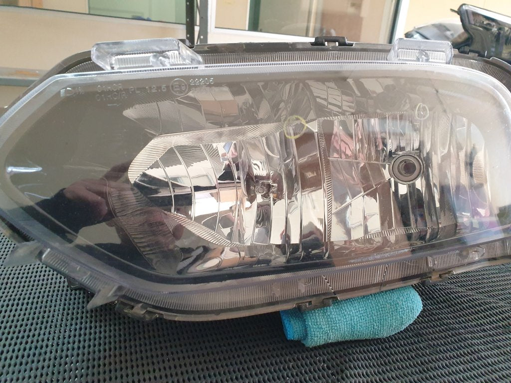 Renault Kwid Left Headlight