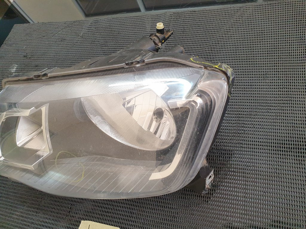 Renault Kwid Left Headlight