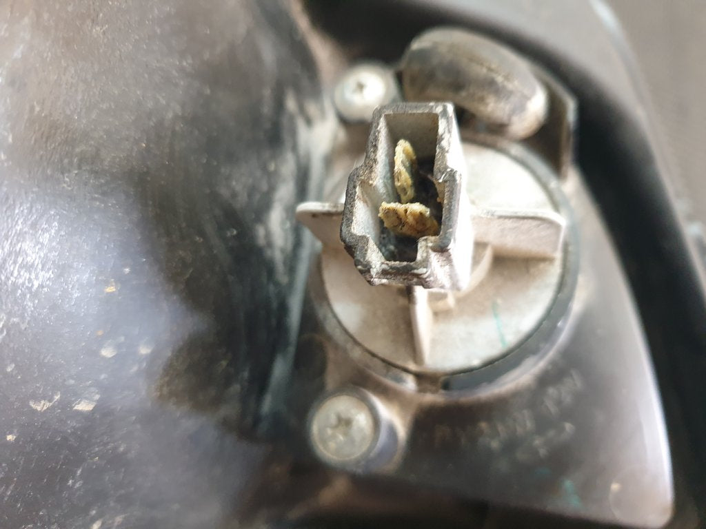 Renault Kwid Left Headlight