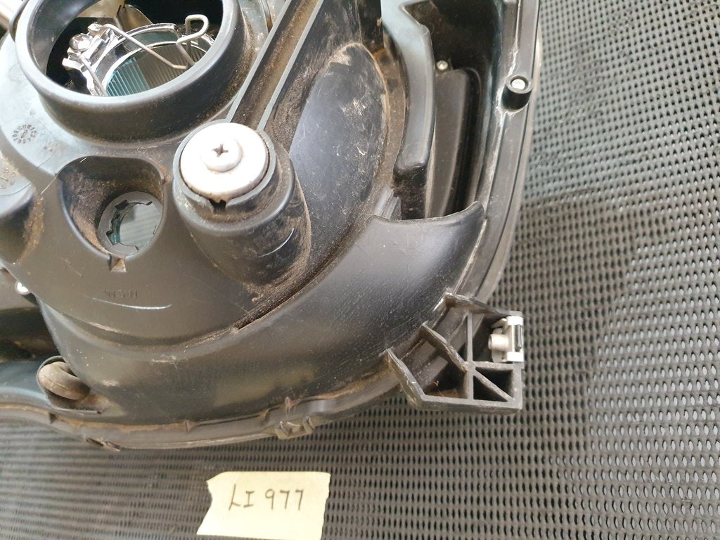 Renault Kwid Right Headlight