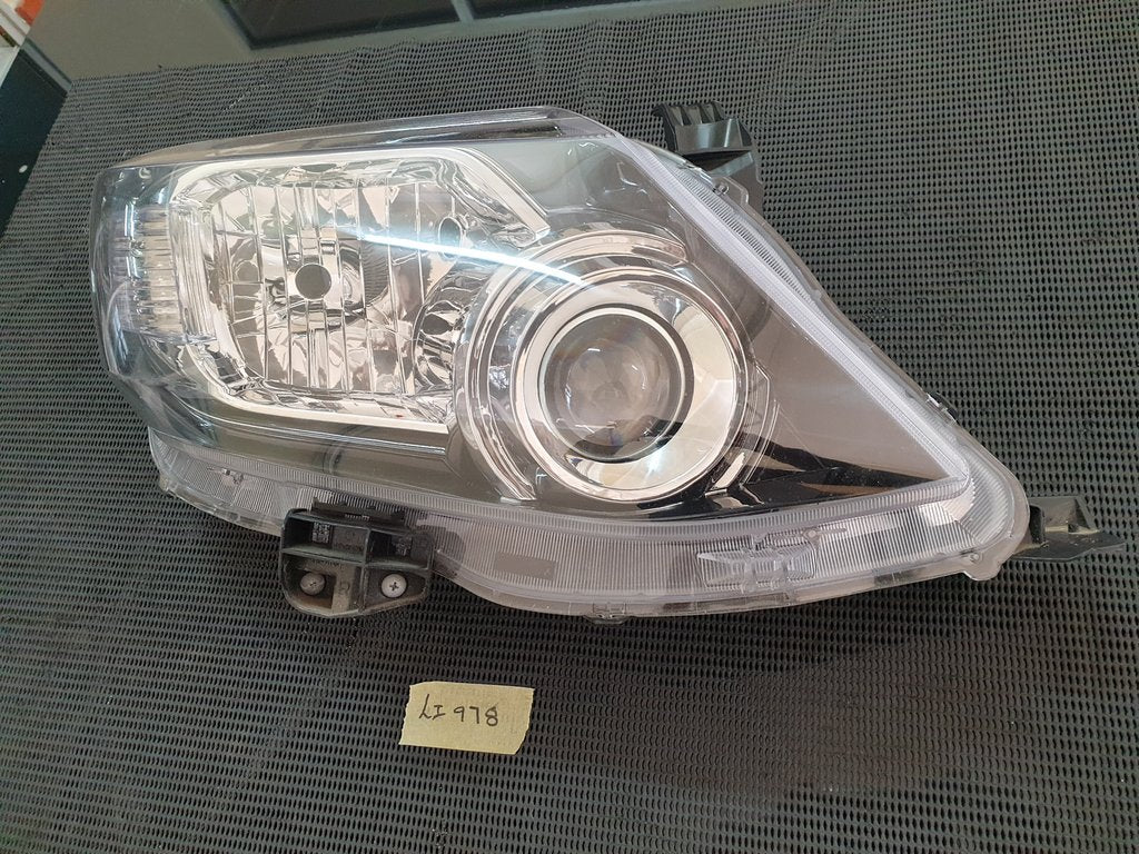 Toyota Aftermarket Fortuner Right Headlight
