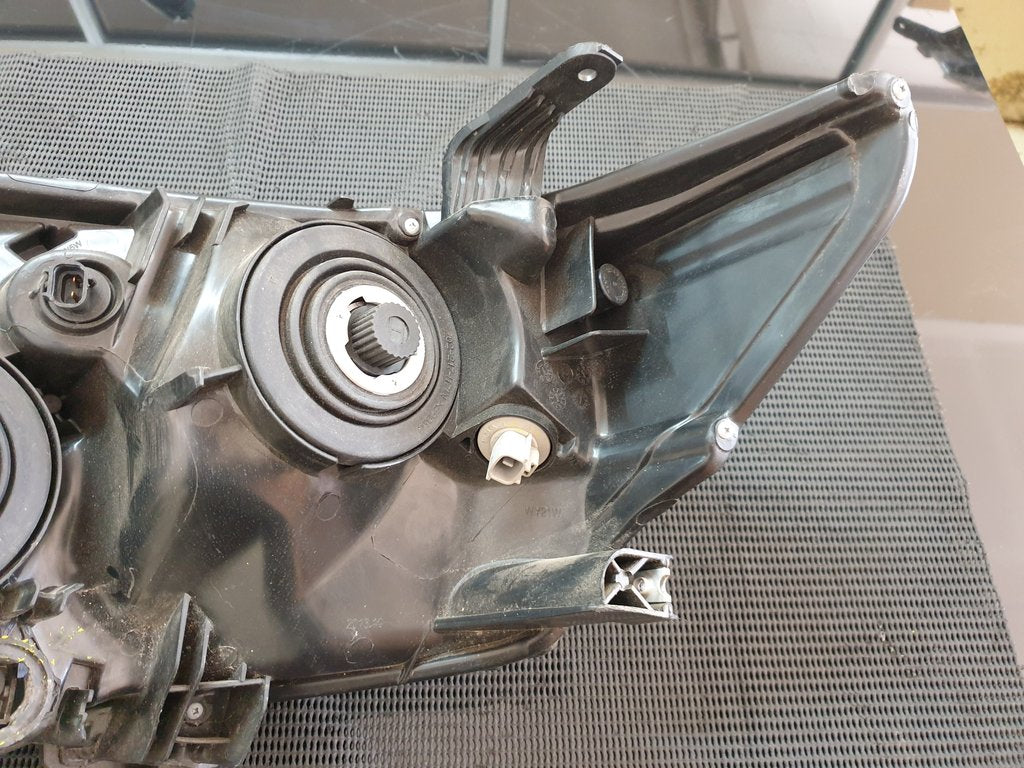 Toyota Aftermarket Fortuner Right Headlight
