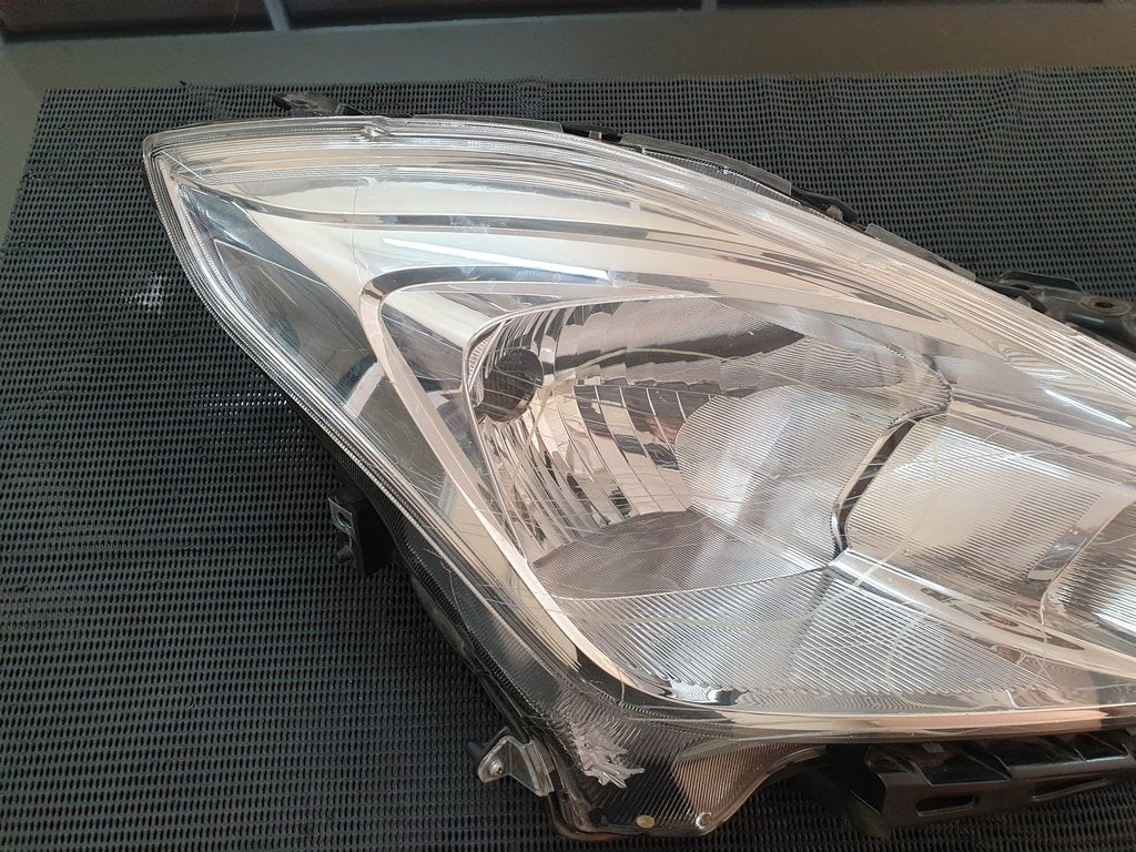 Suzuki Swift Right Headlight