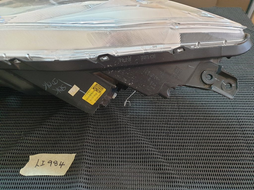 Suzuki Swift Right Headlight
