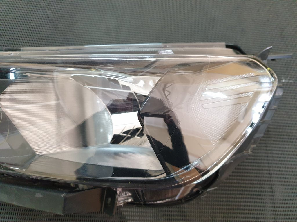 KIA Sonet Left Headlight