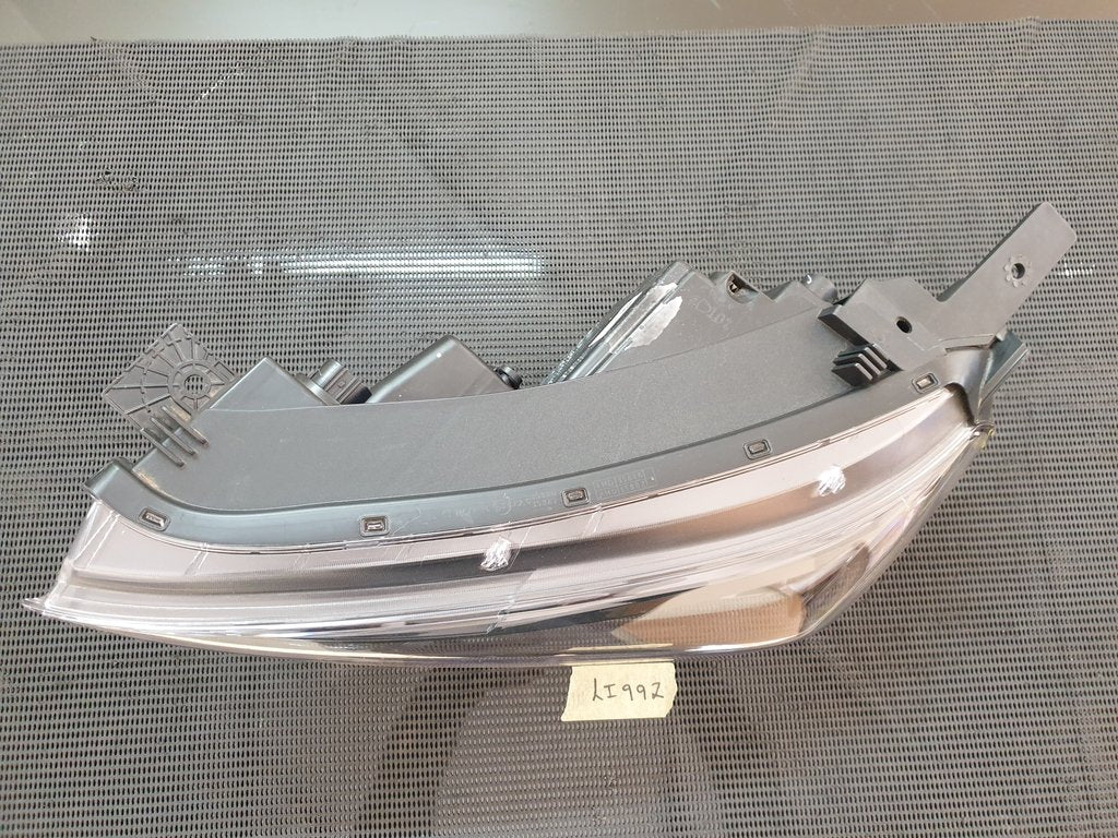KIA Sonet Left Headlight