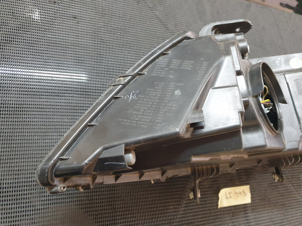 Mahindra XUV500 Right Headlight
