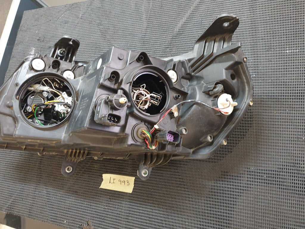Mahindra XUV500 Right Headlight
