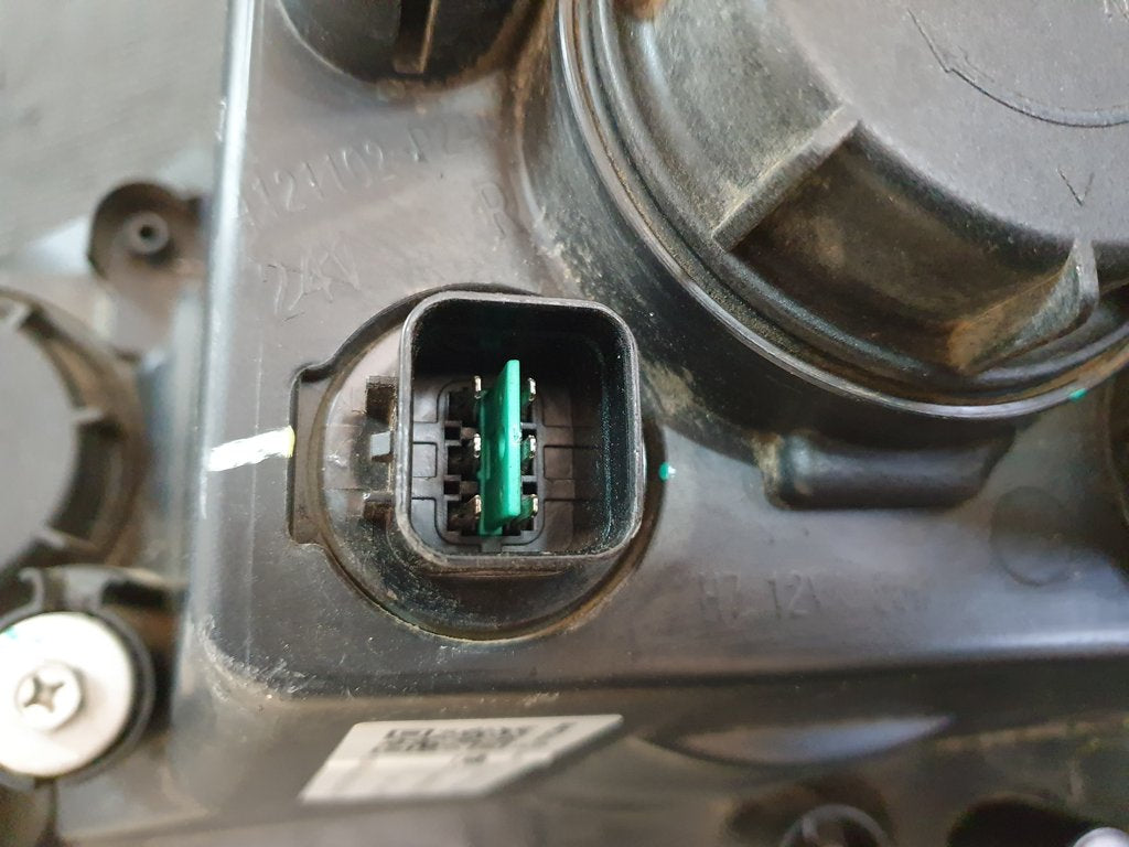 GWM Steed 5 Right Headlight