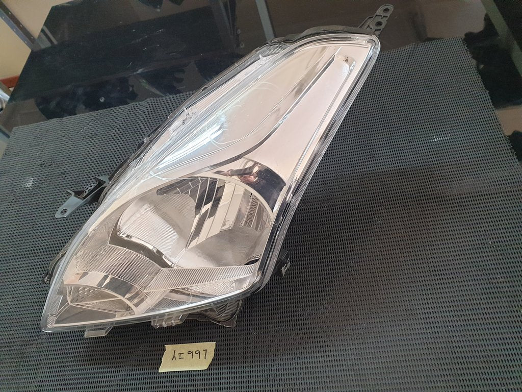 Toyota Starlet Suzuki Baleno Left Headlight