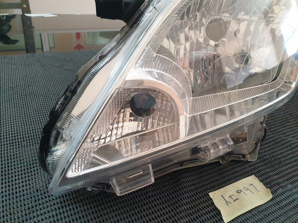 Toyota Starlet Suzuki Baleno Left Headlight
