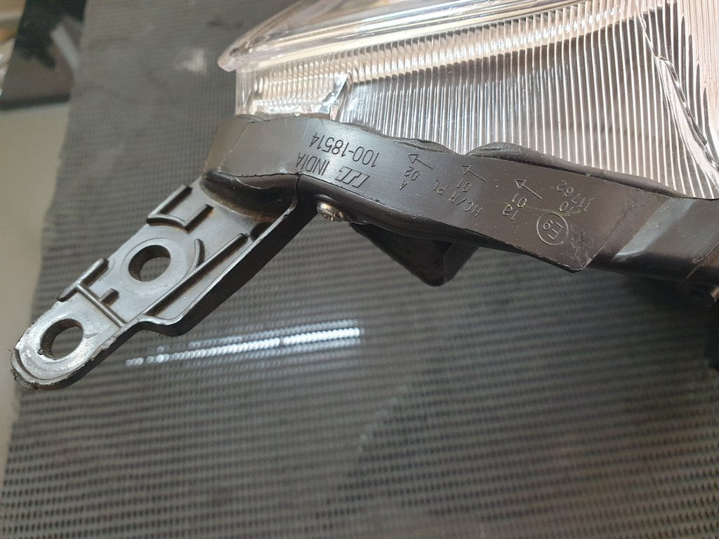 Toyota Starlet Suzuki Baleno Left Headlight