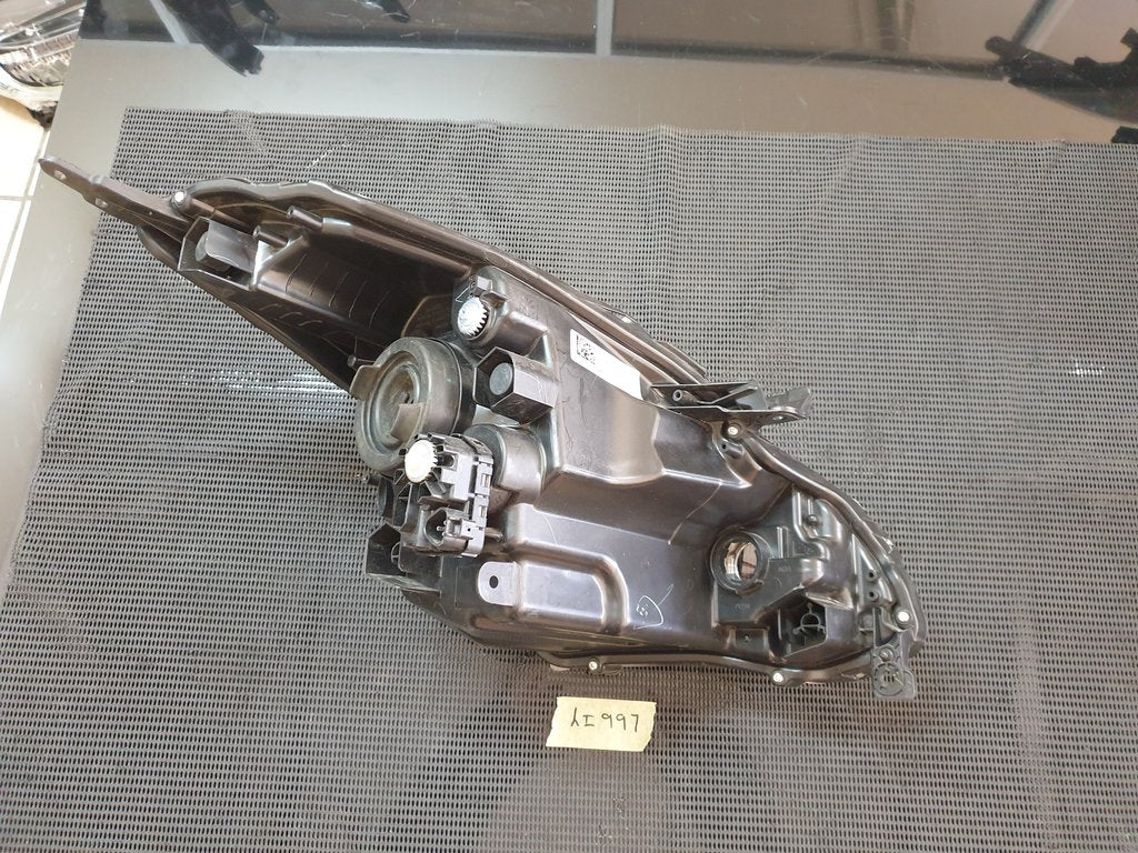Toyota Starlet Suzuki Baleno Left Headlight