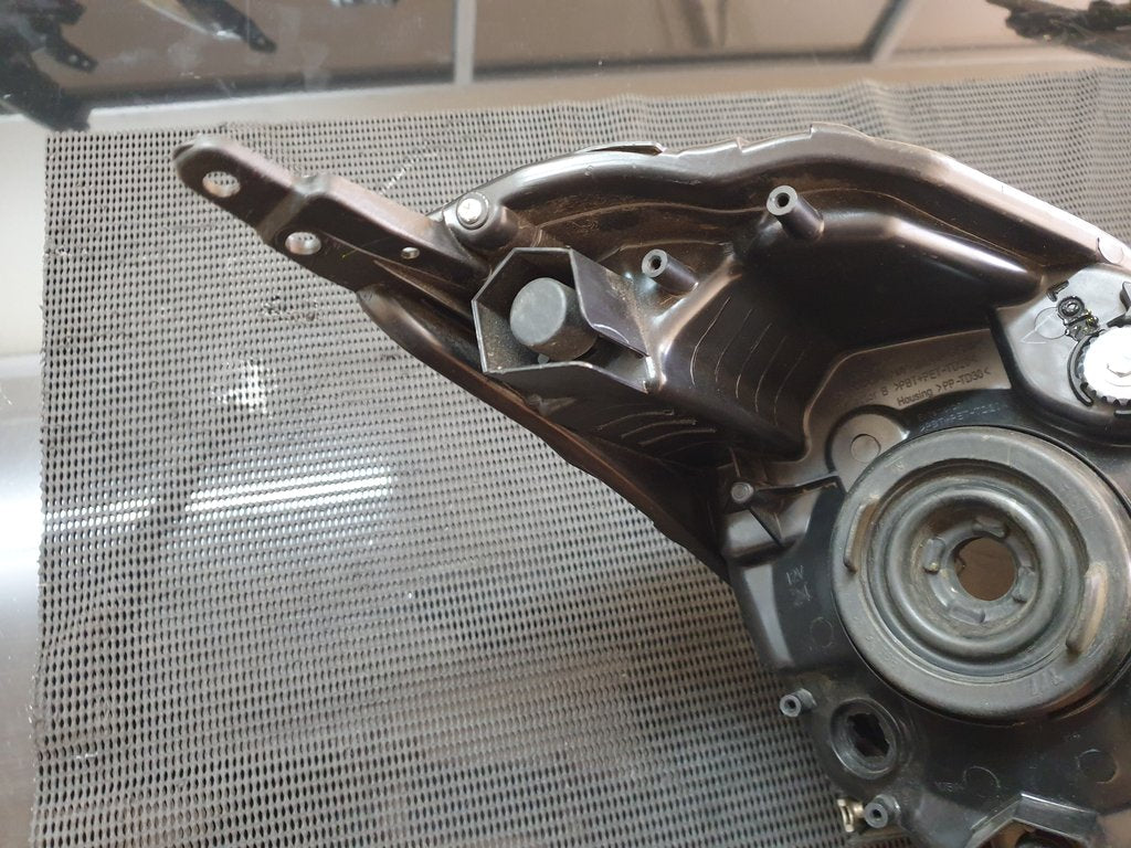 Toyota Starlet Suzuki Baleno Left Headlight