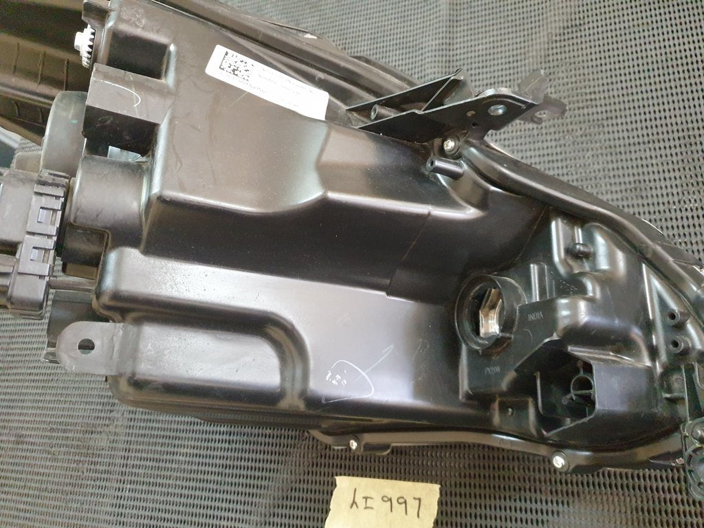 Toyota Starlet Suzuki Baleno Left Headlight