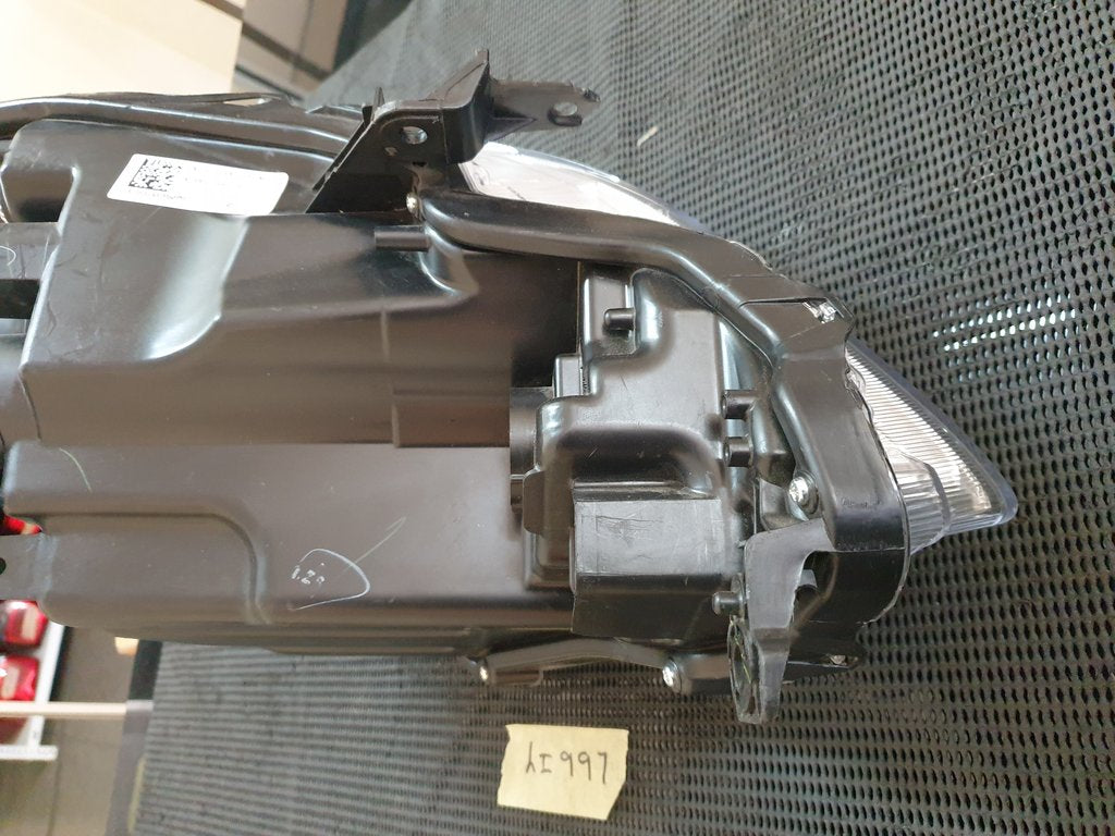Toyota Starlet Suzuki Baleno Left Headlight