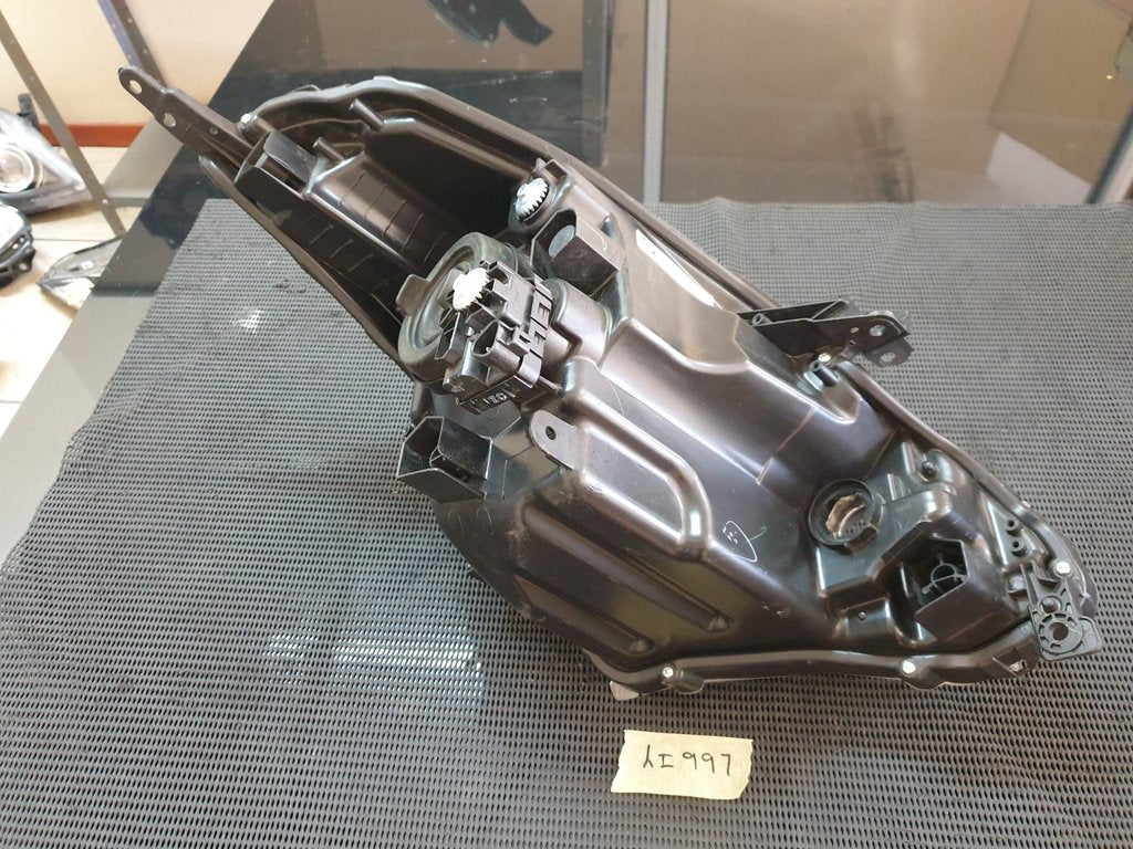 Toyota Starlet Suzuki Baleno Left Headlight