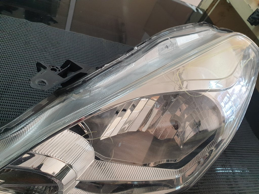 Toyota Starlet Suzuki Baleno Left Headlight