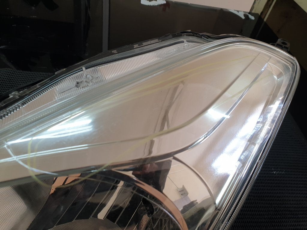 Toyota Starlet Suzuki Baleno Left Headlight