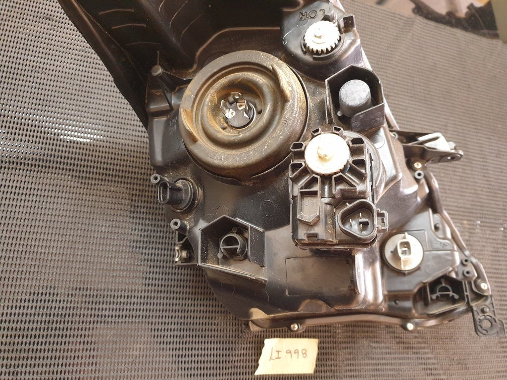 Toyota Starlet Suzuki Baleno Left Headlight
