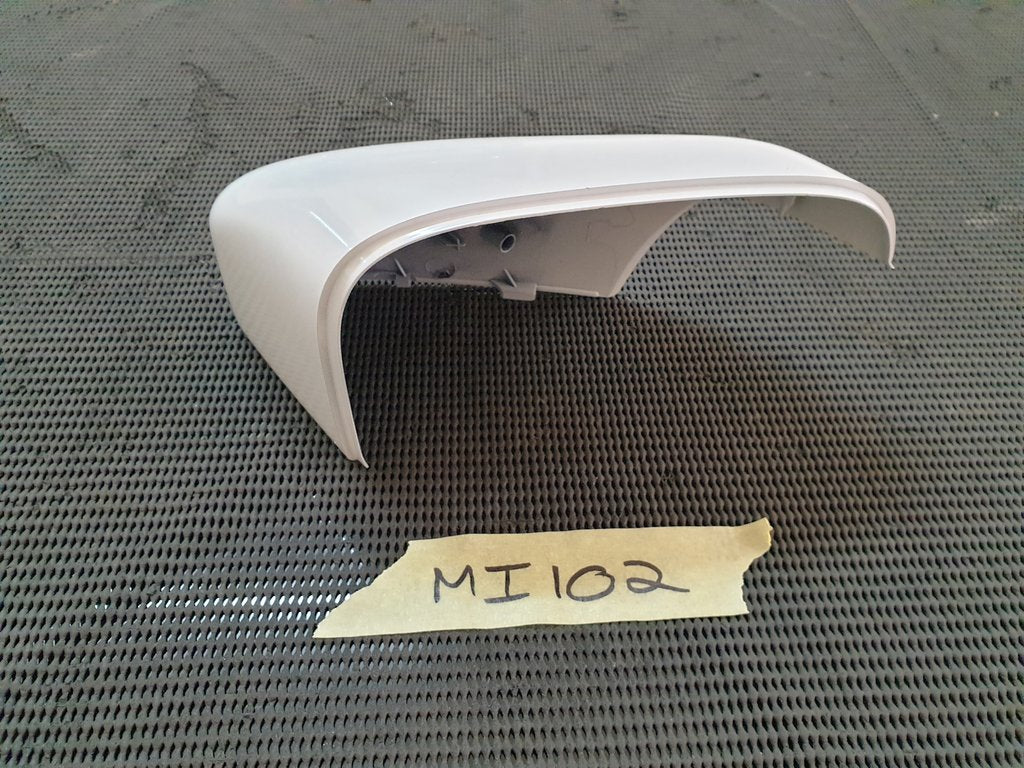 Volvo XC90 Right Outer Mirror Cover Mounting Flap