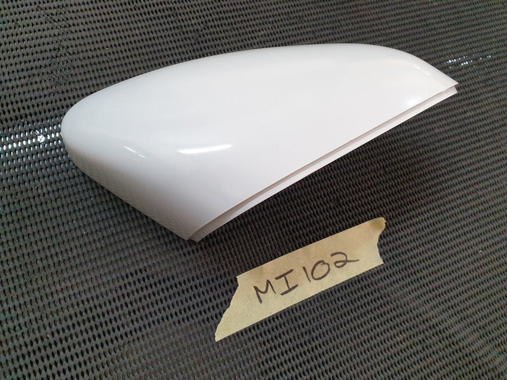 Volvo XC90 Right Outer Mirror Cover Mounting Flap