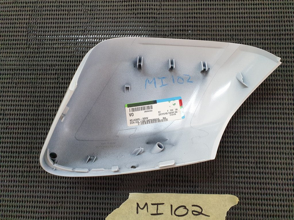 Volvo XC90 Right Outer Mirror Cover Mounting Flap