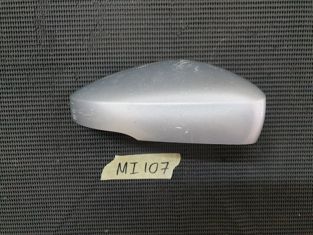 Volkswagen Polo Right Outer Mirror Cover Mounting Flap