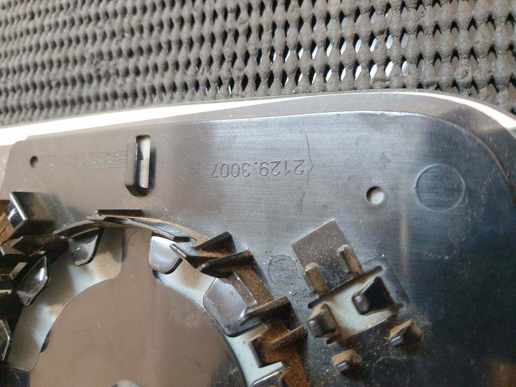 Jeep Renegade Left Outer Mirror Glass