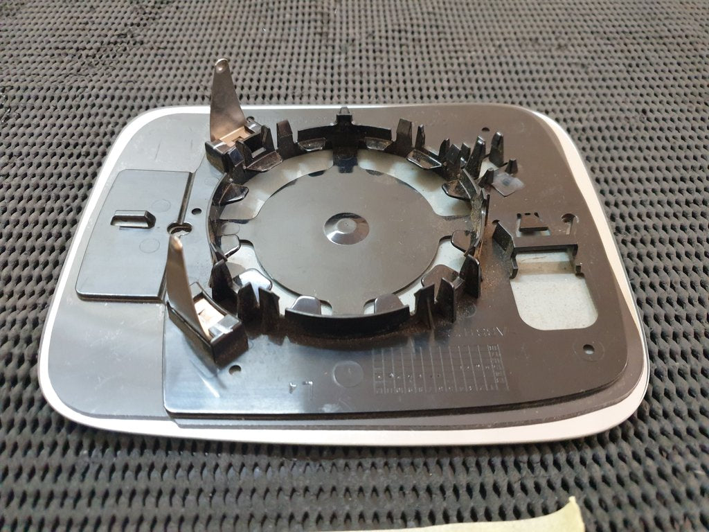 Jeep Renegade Left Outer Mirror Glass